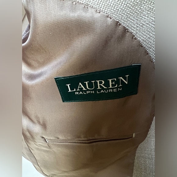 TAN SPORTSCOAT - Picture 2 of 4